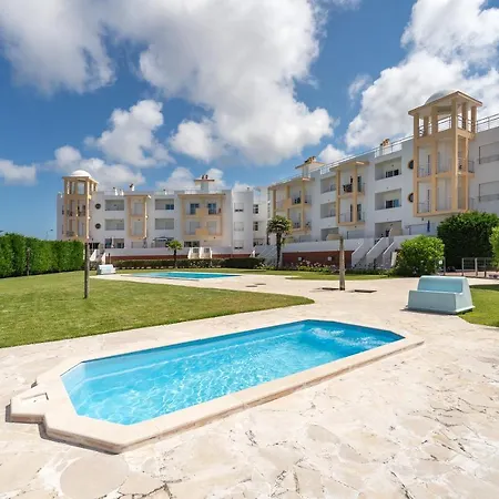 Apartman The Blue Wave - Privado Com Piscina Nazaré
